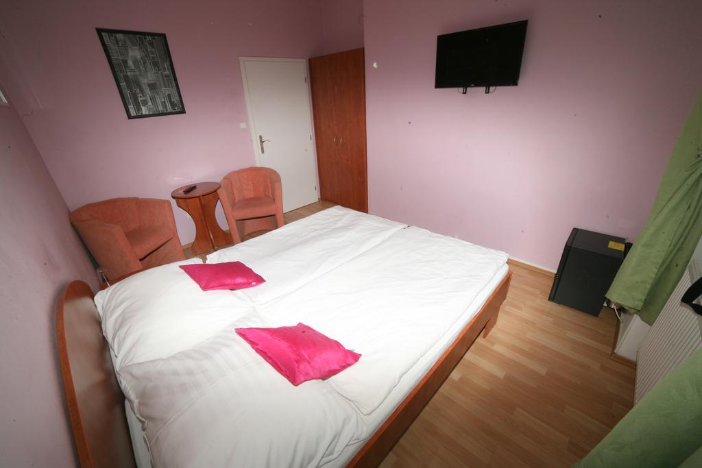 Leon Otel 3*
