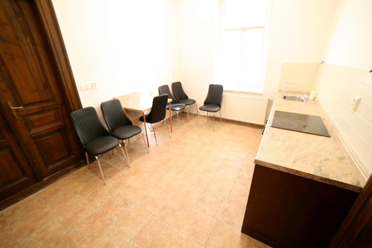 Otel Leon 3*